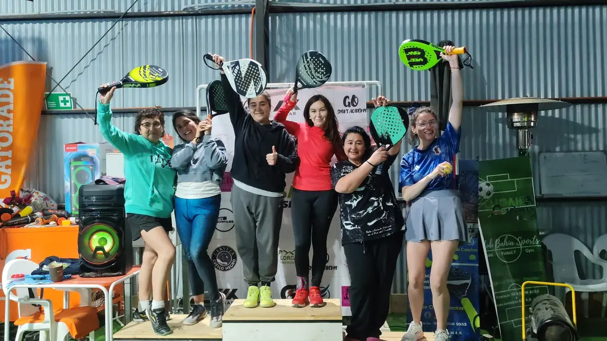 Competencia y encuentro deportivo en Club Bahía Sports