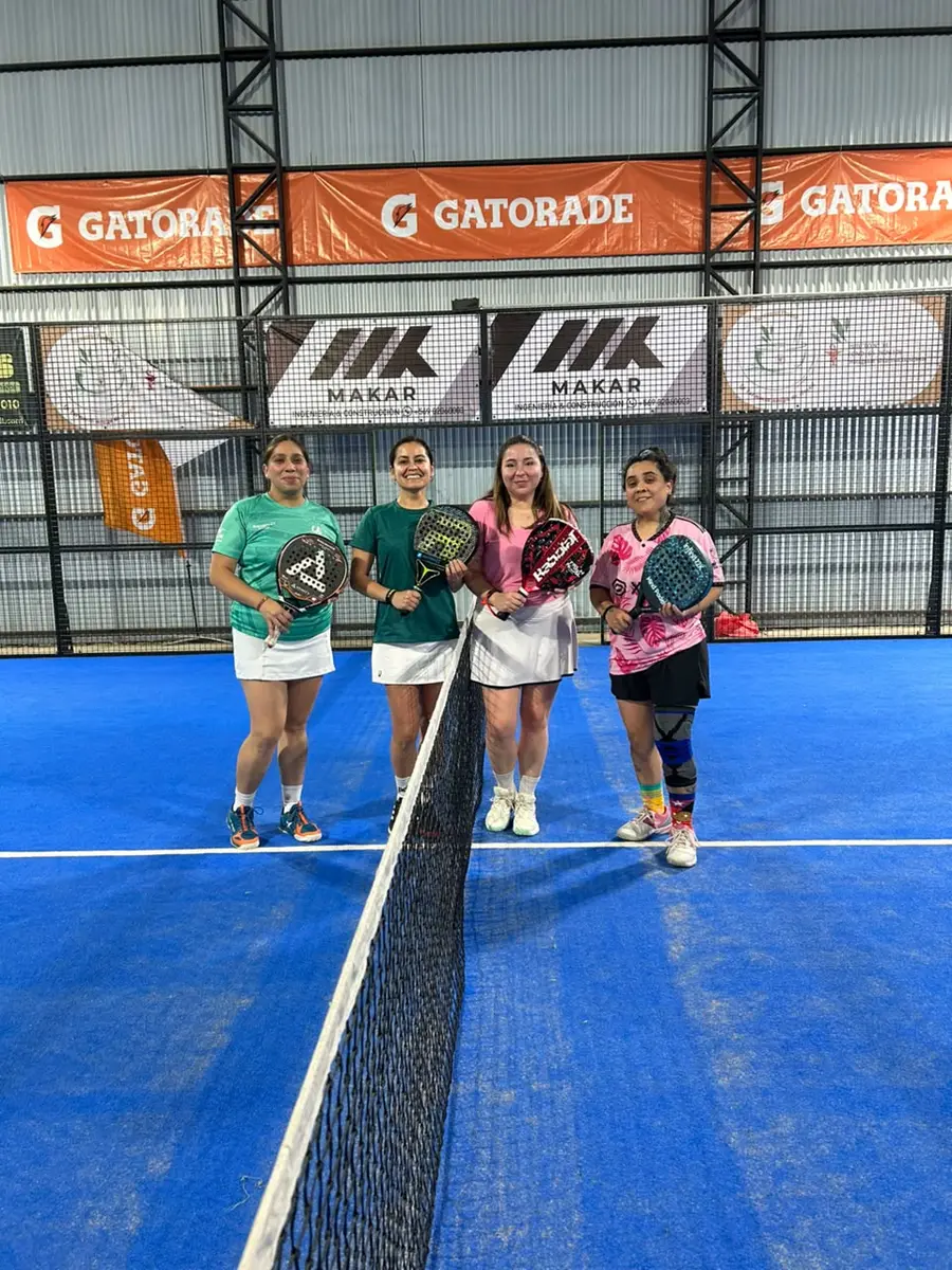 Cancha de pádel de Club Bahía Sports