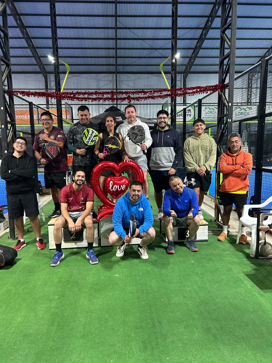 Competencia y encuentro deportivo en Club Bahía Sports