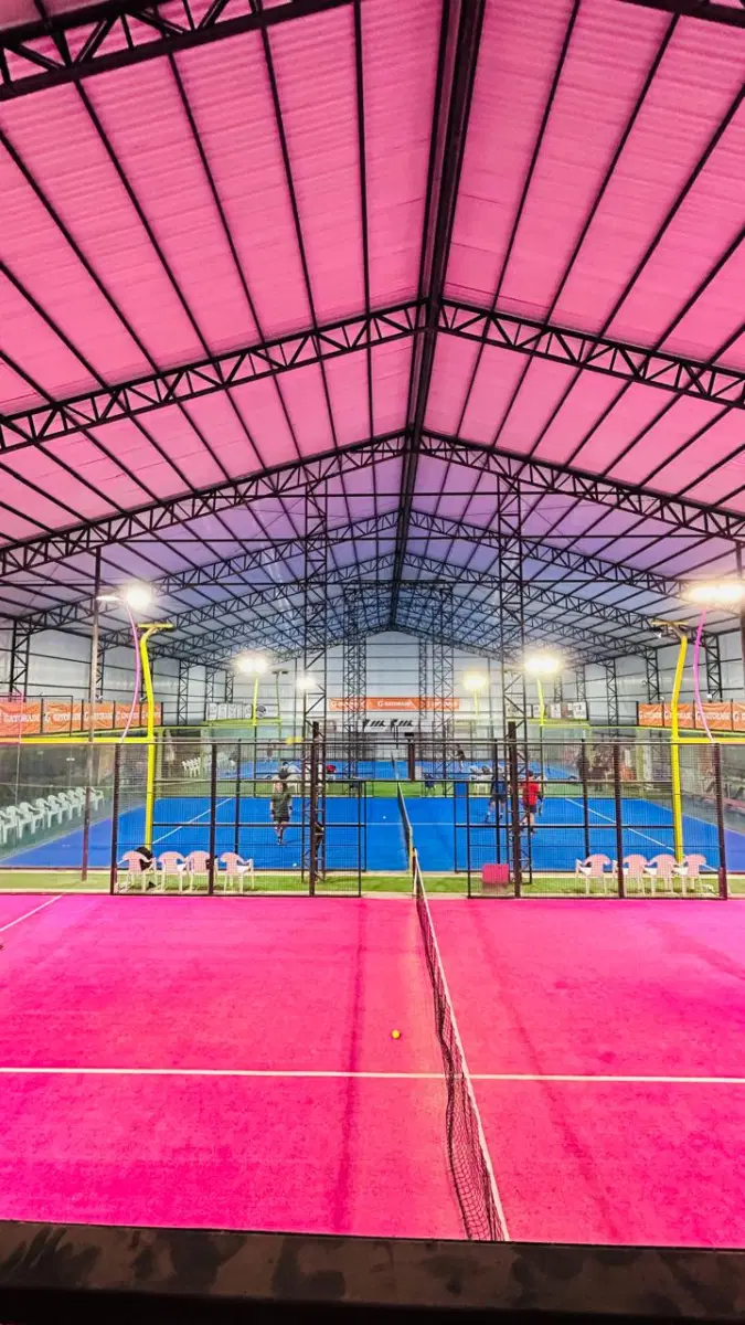 Cancha de pádel de Club Bahía Sports